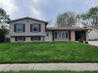 8068 Yorkshire Ct, Hanover Park, IL