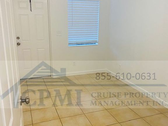 3rd image of 714 Latona Ave APT 8