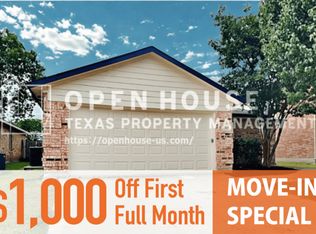 10469 Winding Passage Way, Fort Worth, TX 76131