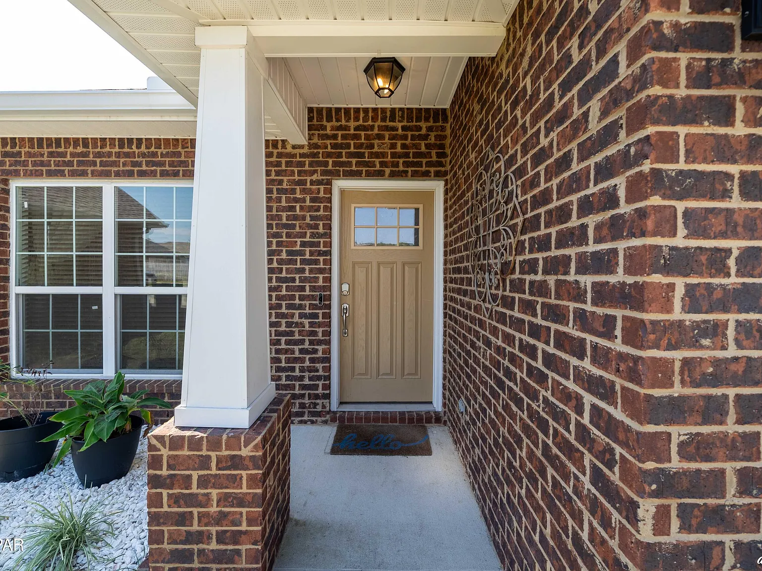 3 bed, 1737 sqft, $2,450 — Photo 4