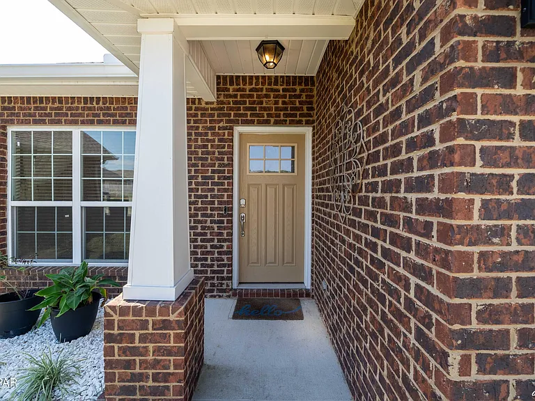 4018 Brook Stone Dr — Photo 4