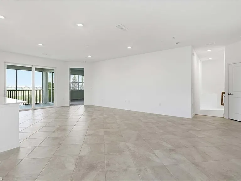 15918 Green Acres Ave #4521 — Photo 15