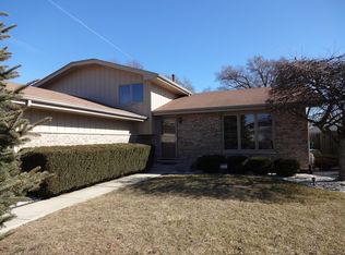 639 Gavin Ave, Romeoville, IL 60446