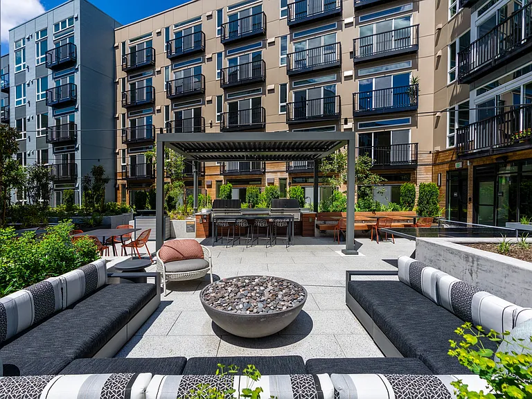 Eastline Grand — Photo 55