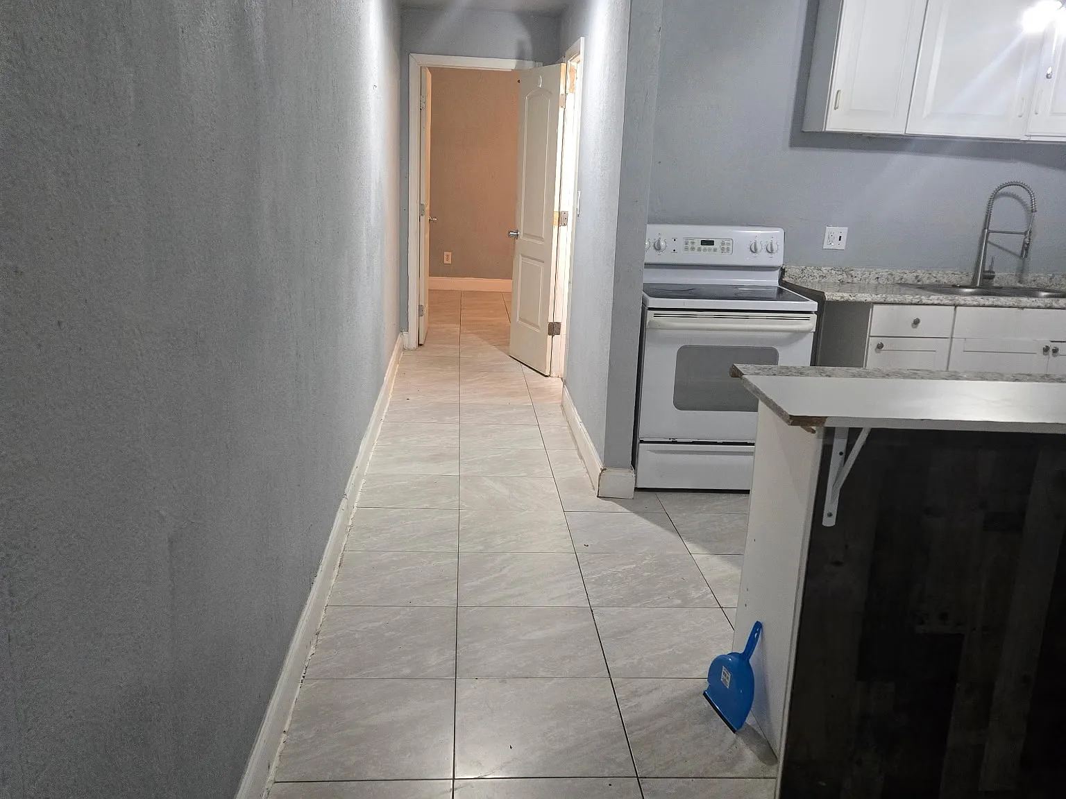 2 bed, $1,400 — Photo 4
