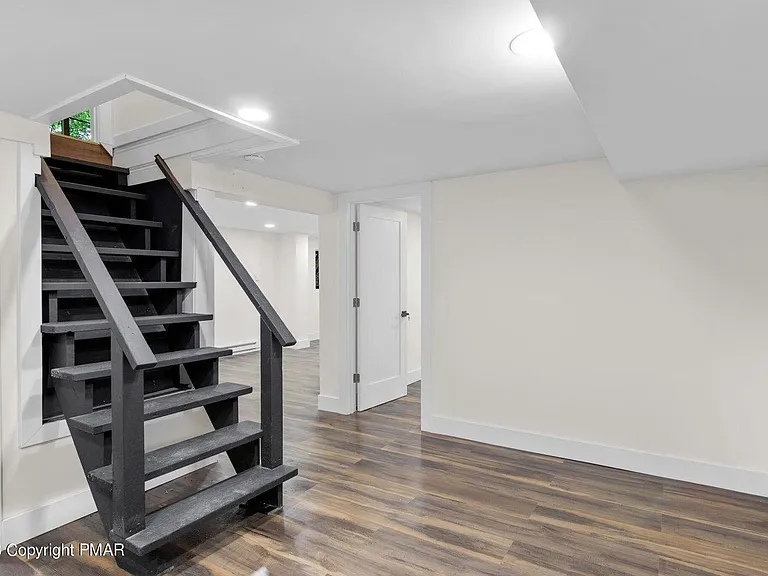 530 Maple Ridge Dr — Photo 55