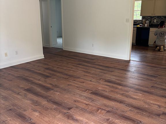 3rd image of 2708 Hackman St