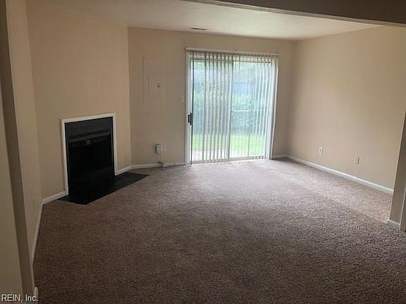2nd image of 2625 Elliott Ave