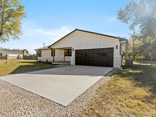 2021 Archdale Dr, Broken Arrow, OK 74014