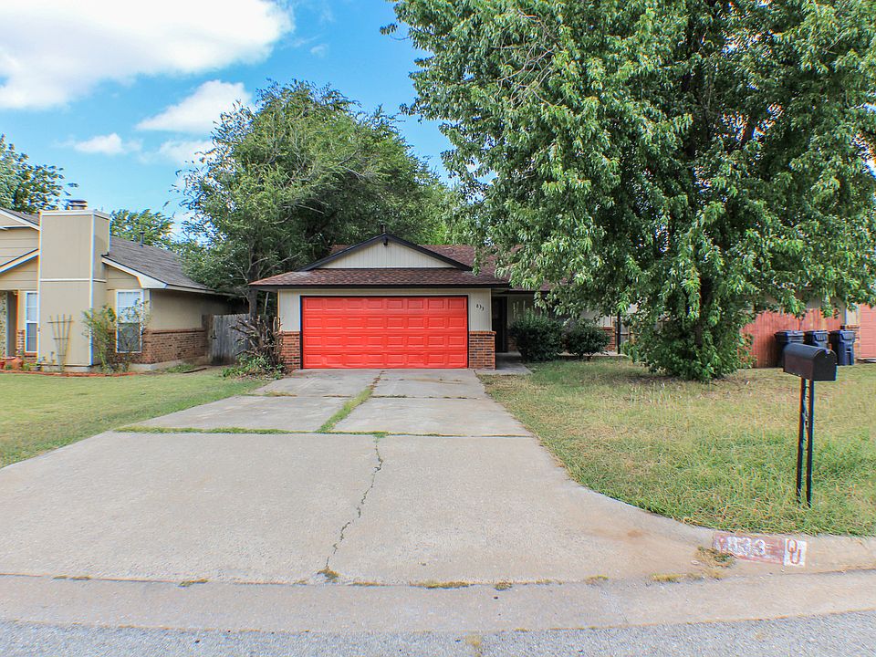 1st image of 833 NW 113th St