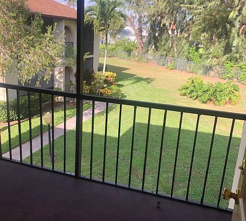 Scr Porch