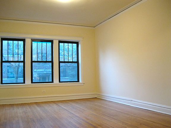 3rd image of 2516 N Kedzie Blvd #2526-1E
