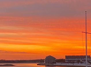 401 Bayshore Dr, Barnegat, NJ 08005