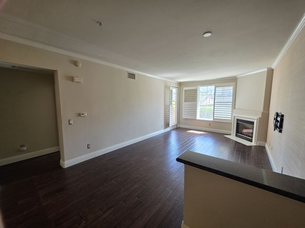 12368 Carmel Country Rd Unit 103