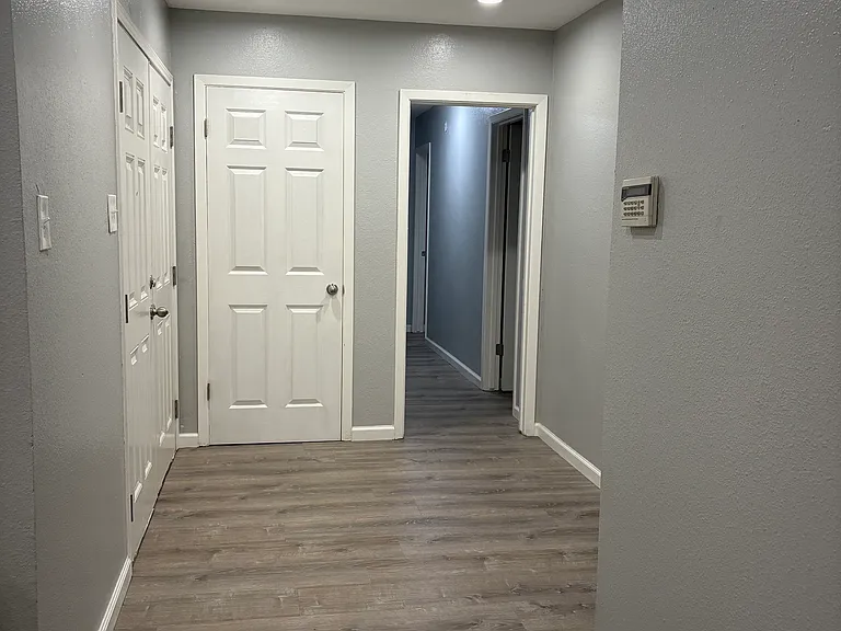 4641 Sheffield Ln — Photo 10