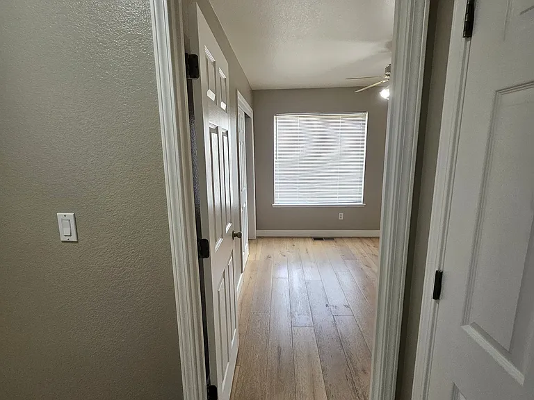 1836 Winding River Ct — Photo 50