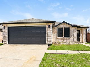 517 Riverflat Dr, Fort Worth, TX 76179