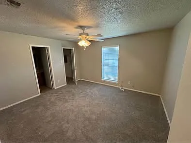 543 W Jefferson St — Photo 3