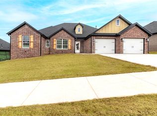 1417 Cittadella Ave, Springdale, AR 72762