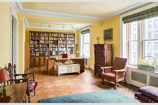 Sold by Stribling | media 3