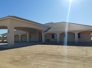 2562 W Avenue O4, Palmdale, CA 93551