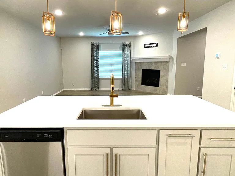 1700 Emilia Dr — Photo 13