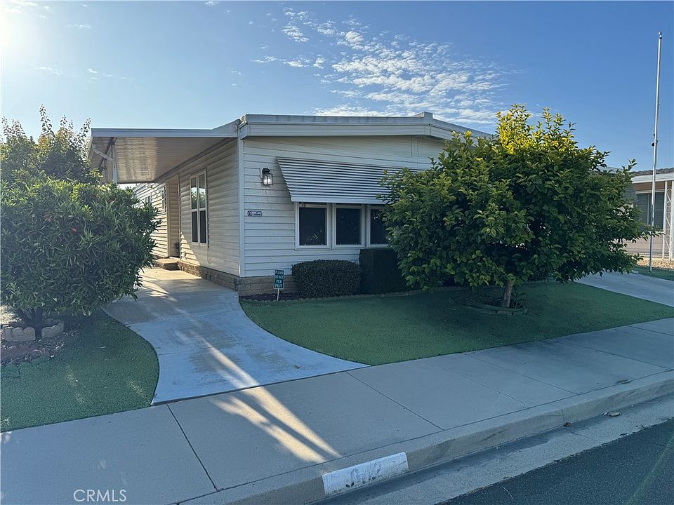1st image of 942 Santa Elena Way