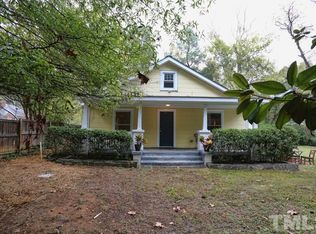 704 N Greensboro St, Carrboro, NC 27510