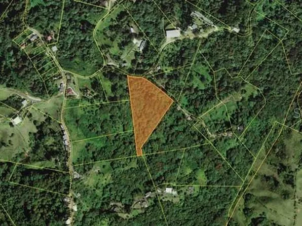 Alturas De Valencia Valenciano Arriba Ward Lot 21, Juncos, PR 00777