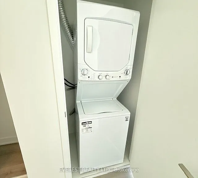 20 Deans Dr E #504 — Photo 10