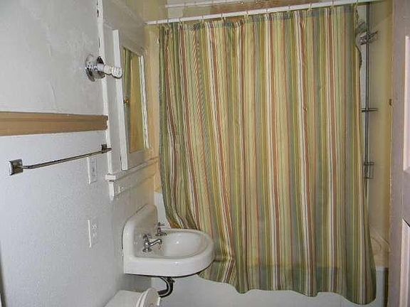5th image of 3241 N 24th St #3243