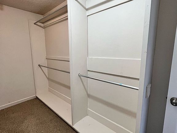 3rd image of 12437 Coursey Blvd