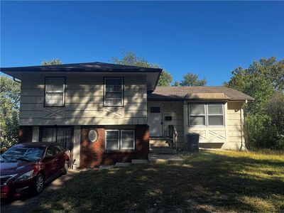 8901 Blue Ridge Blvd, Kansas City, MO, 64138