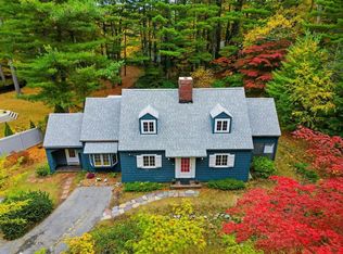 82 Hillcrest Pkwy, Winchester, MA 01890