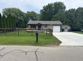 305 Milwaukee St, Fremont, WI 54940