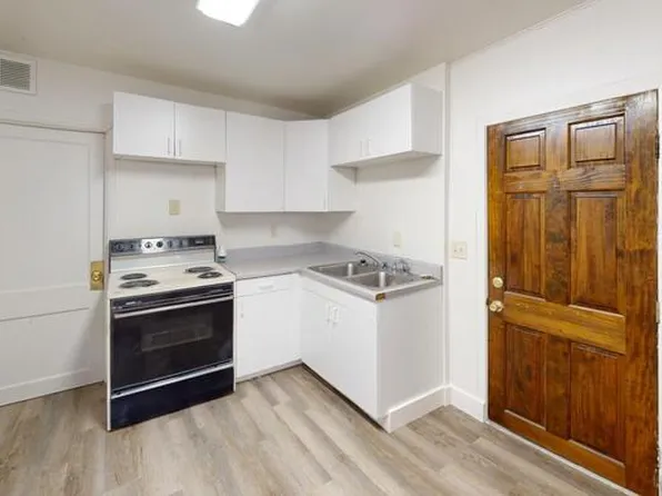 815 N 16th St #2, Bismarck, ND 58501