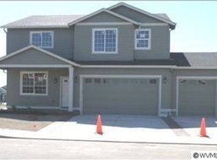 1303 Alderdale Dr, Junction City, OR 97448
