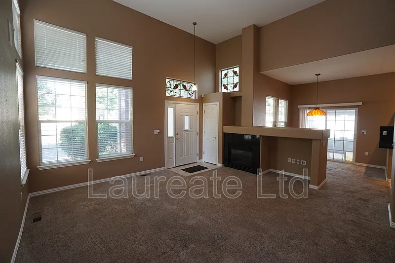2 bed, 2.0 bath, 1625 sqft, $2,595 — Photo 3