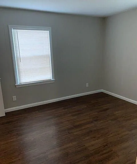 1003 Largo St — Photo 10