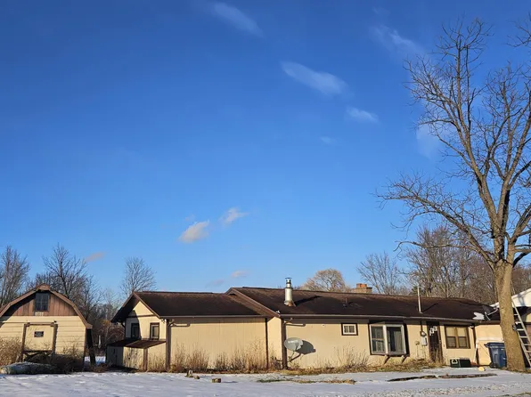 2021 E Bristol Rd, Dowling, MI 49050