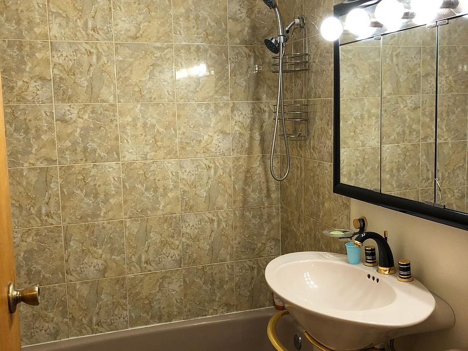 1st image of 7015 W Gunnison St #1D