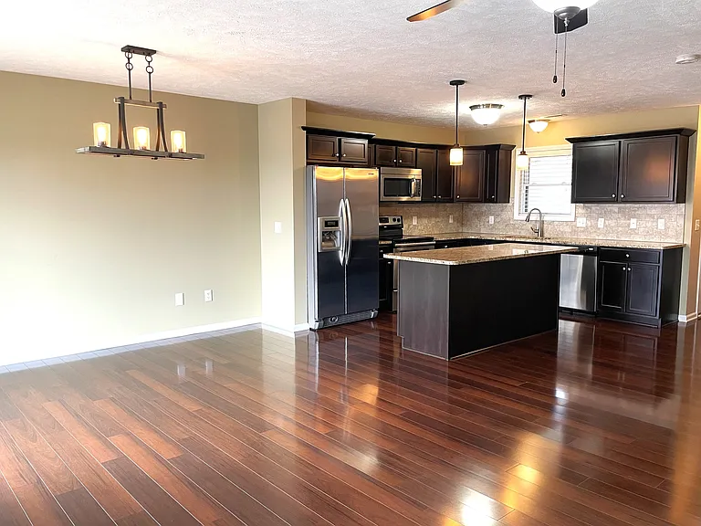 3523 Osullivan Rd — Photo 2
