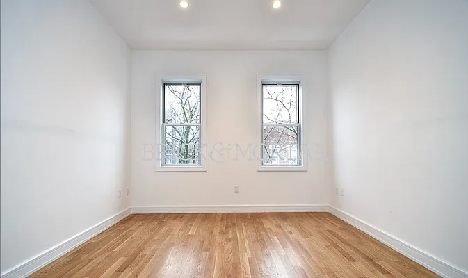 Rented by Brick&Mortar | media 13