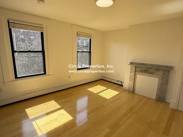 (undisclosed Address), Boston, MA 02118