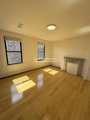 4 Milford St Photo 1