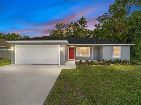 25 Malauka Loop Pl, Ocklawaha, FL 32179