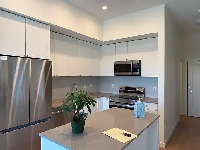 1 bed, 1.0 bath, 630 sqft, $2,000 — Photo 4