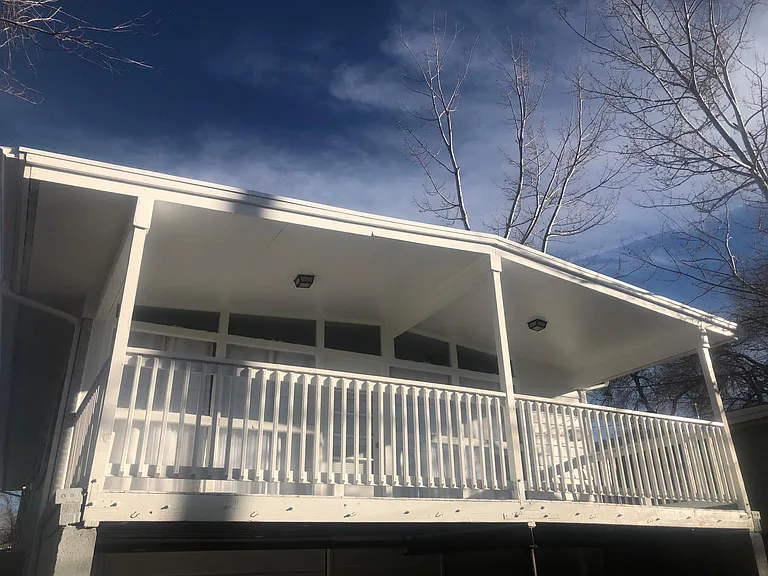 127 Laurel St — Photo 4
