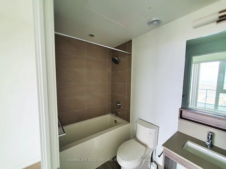 5 Buttermill Ave #2710 — Photo 8