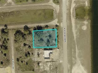 5907 Sunshine Blvd N, Lehigh Acres, FL 33971